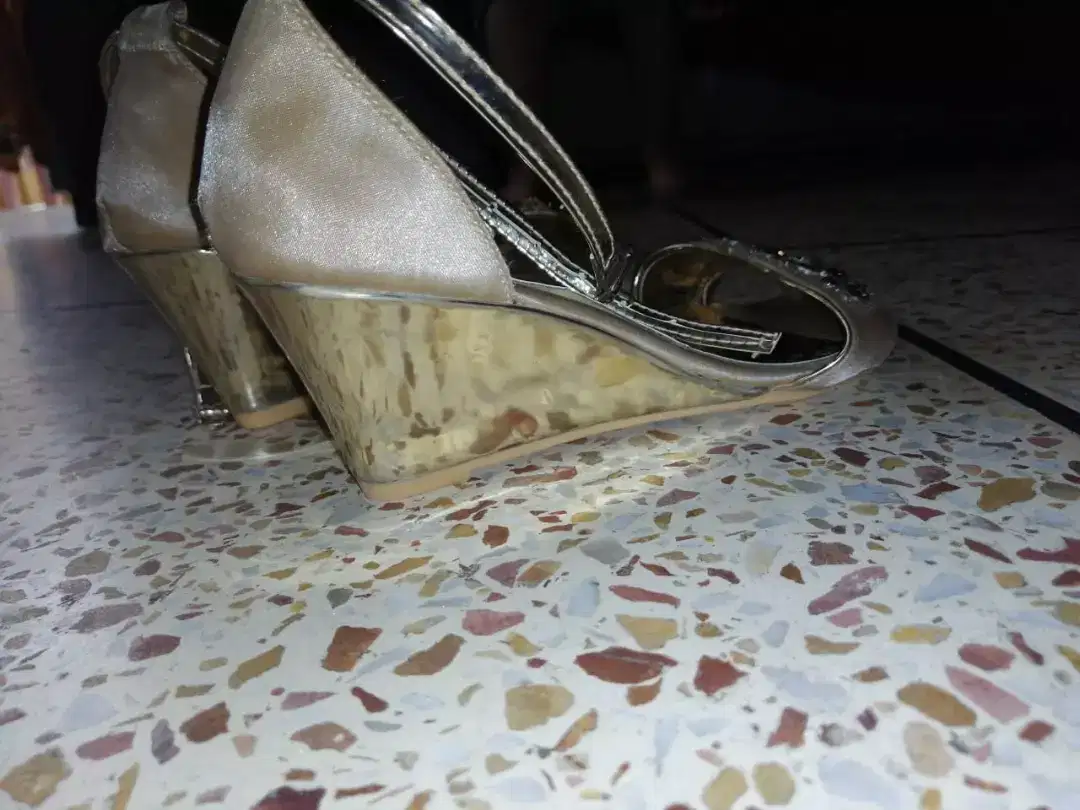 Fancy golden & silver shoe Available for Sale in lahore