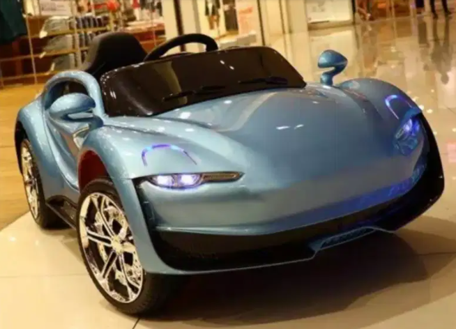 New Kids battery operated car Available for Sale in Lahore