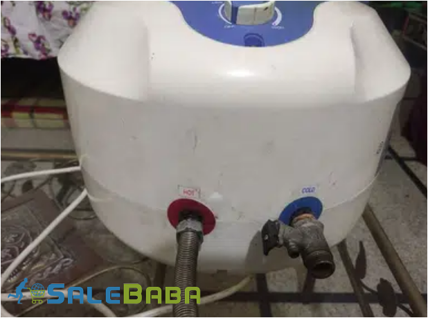Signature electric Water Geyser for Sale in Allama Iqbal Town, Lahore
