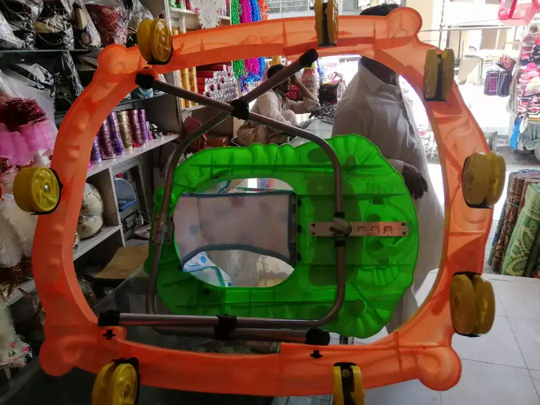 Baby cot royal china