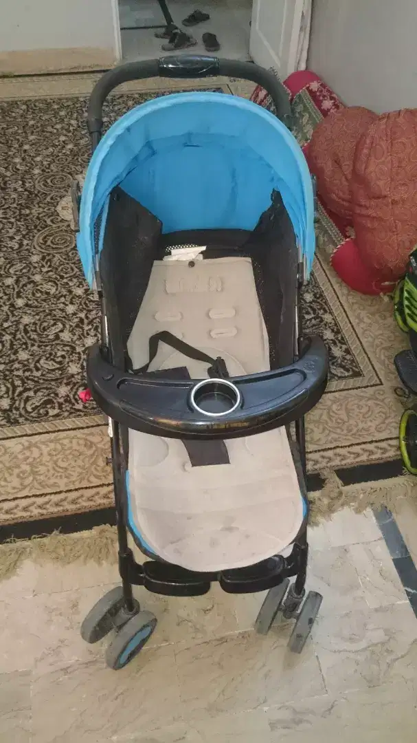 Baby folding pram
