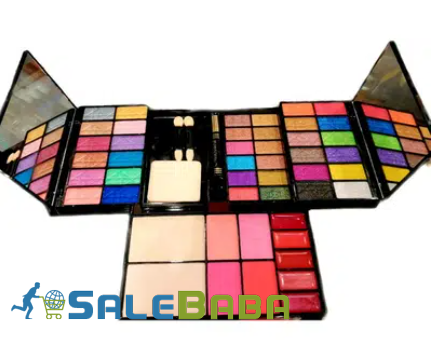 Professional Makeup Kit for Sale in Lahore