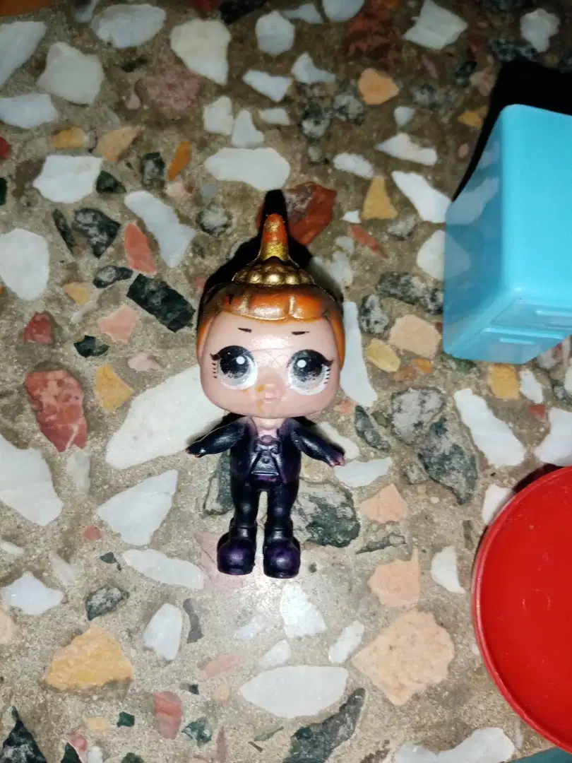Lol doll with som accessories