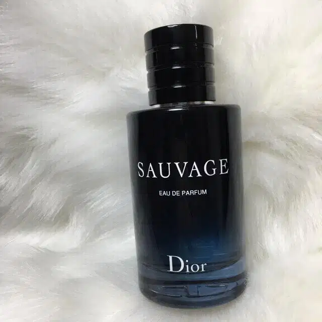 SAUVAGE 100ML perfume original taken from US throw away price selling in karachi