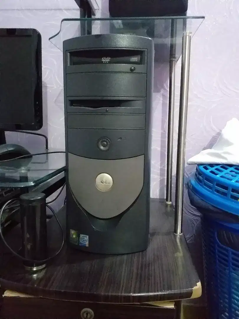 Dell computer with desktop keyboard and mouse