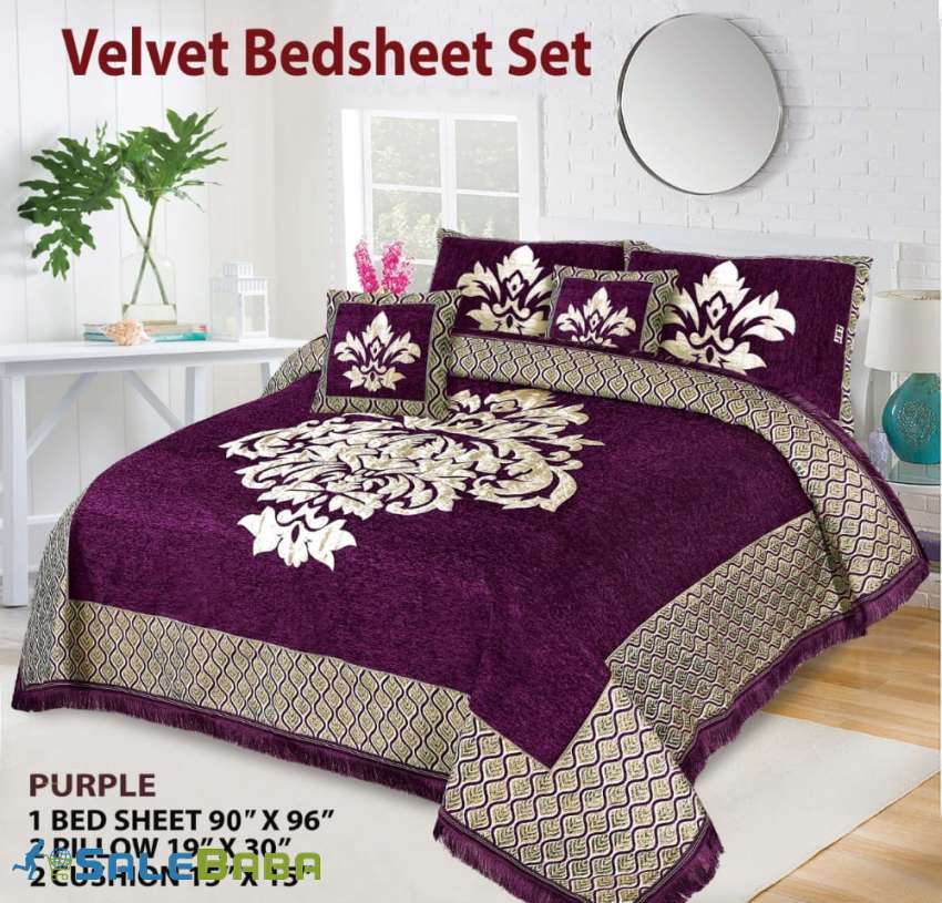 Fancy Bridal Velvet Jacquard Bed Set  5pc Set with Fancy Lace