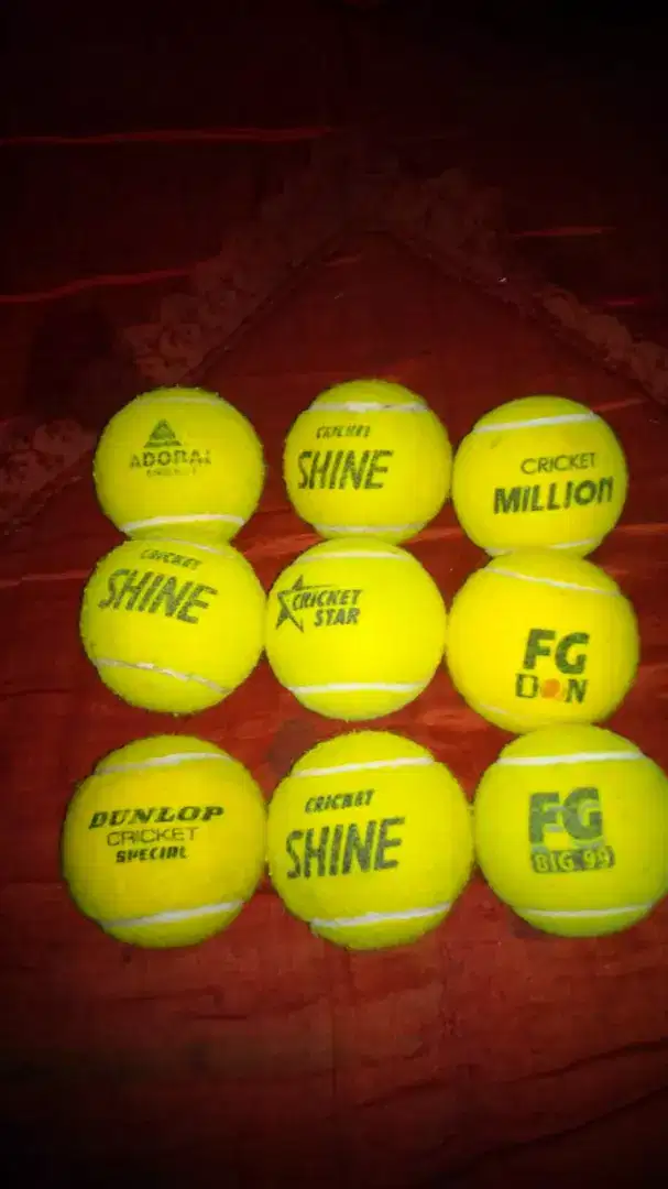 Tennis balls for sale