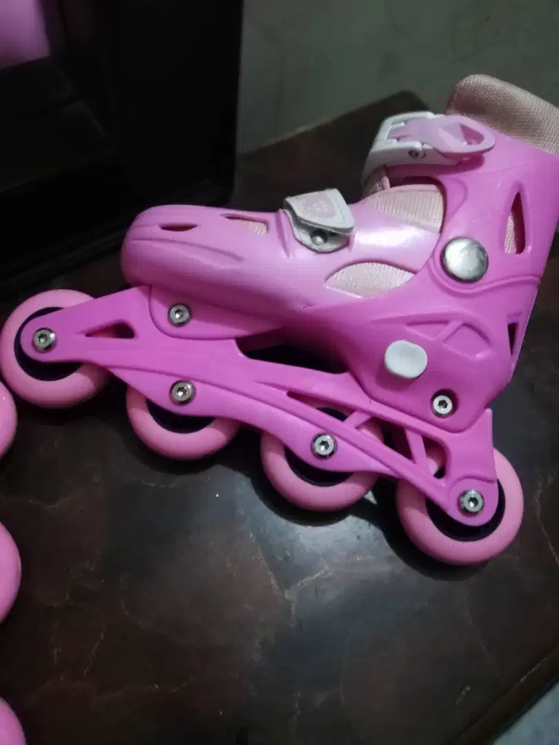 Skating shoe for sale