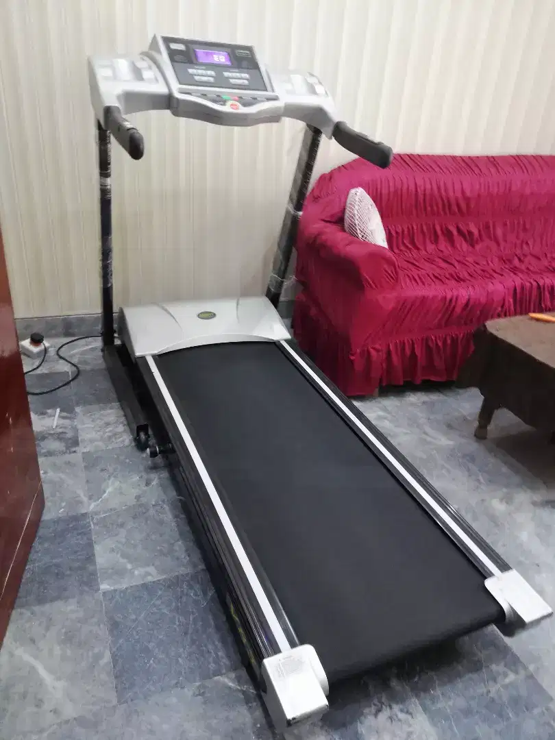 Tread mill Machine