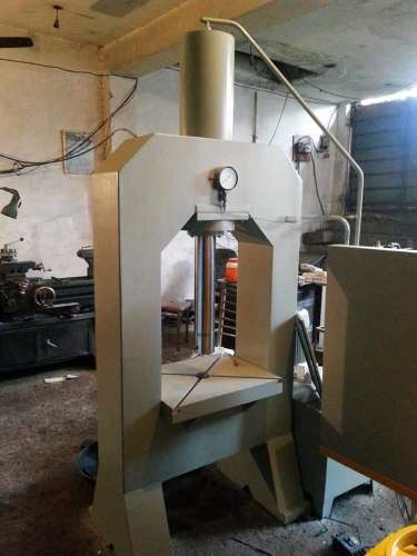 Hydraulic press machines