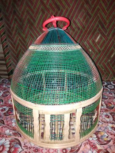 Cage for tetar