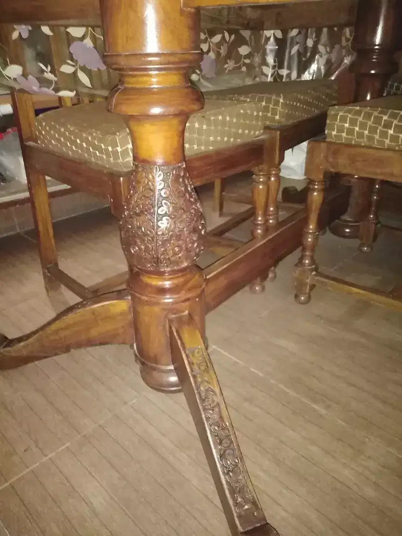Daining Table in cheap price
