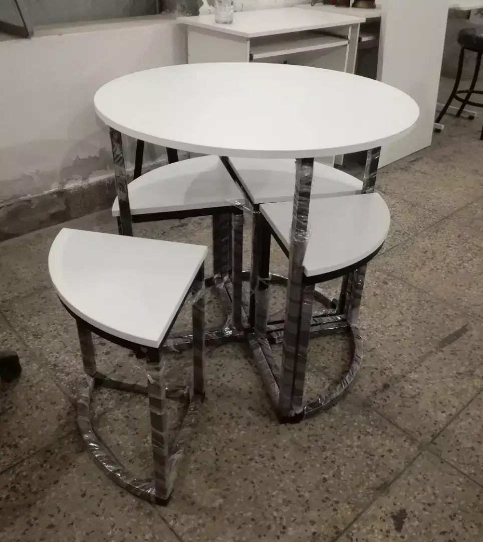 Daining table for small family