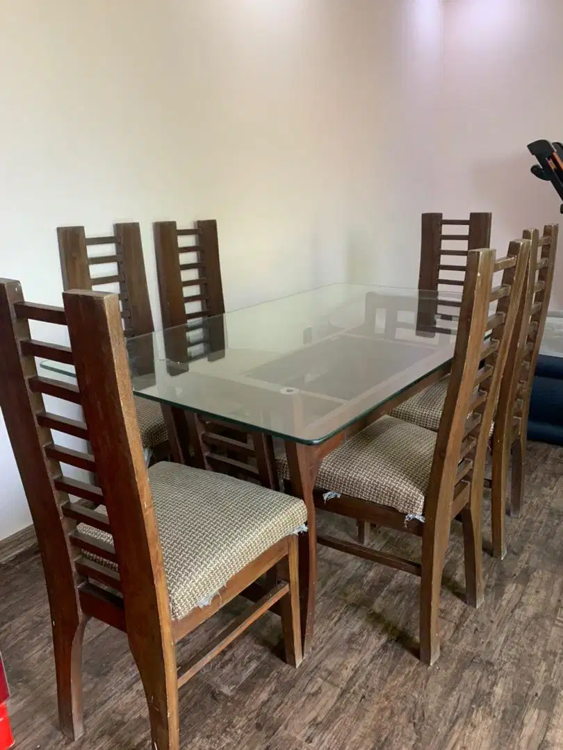 Daining table 6 chires pure woden