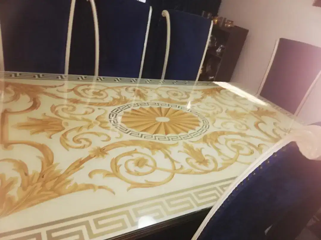 Daining table for sale