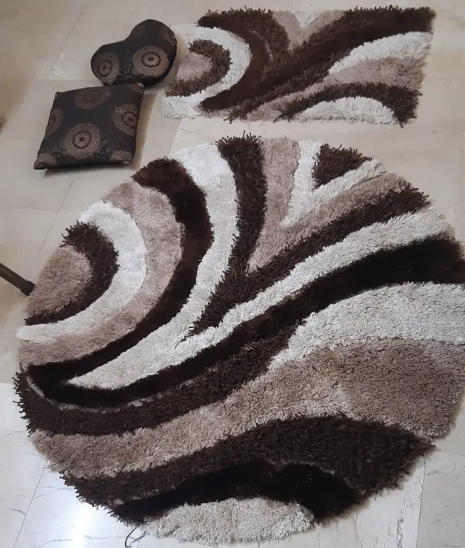Bedroom Carpets & Cushions