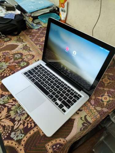 Apple MacBook pro mid 12