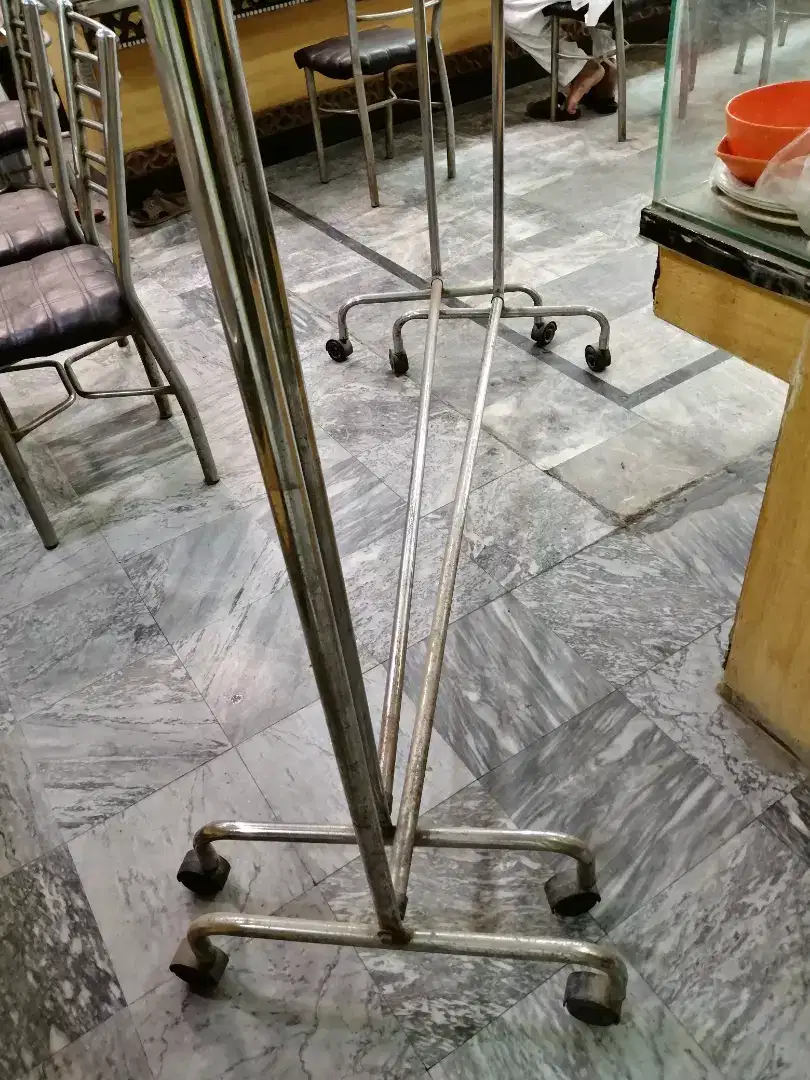 Stand for Hangers, Stainless steel, original price was 3600, Now 1800