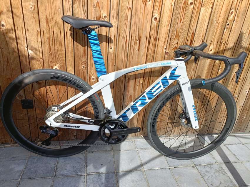 2021 Trek Madone SLR 9