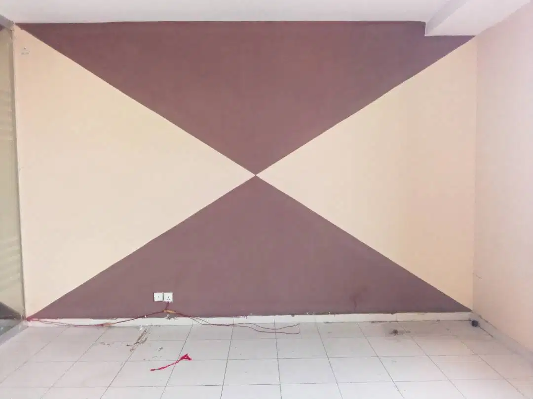 770 Sqft CORPORATE OFFICE NEAR MAIN BOULEVARD GULBERG