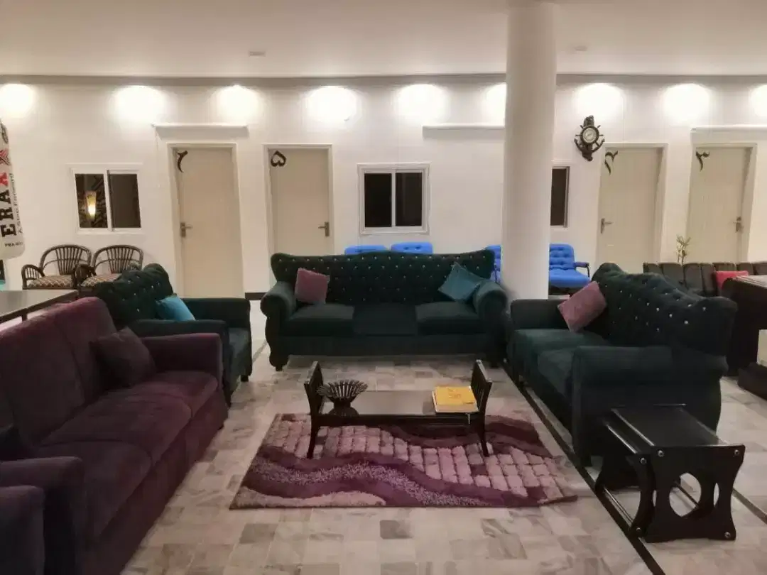 We have double and 4 bed luxury rooms on daily rental basis