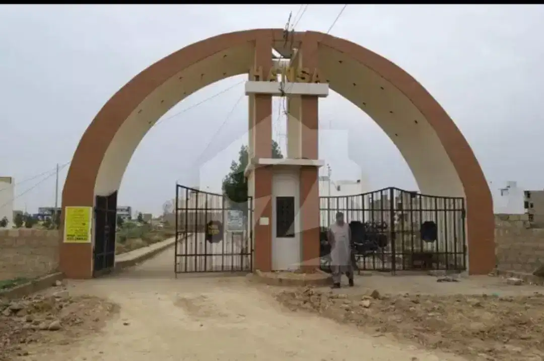 Plot 134 Sq Yards West Open Corner 40 ft road Prime Location For Sale