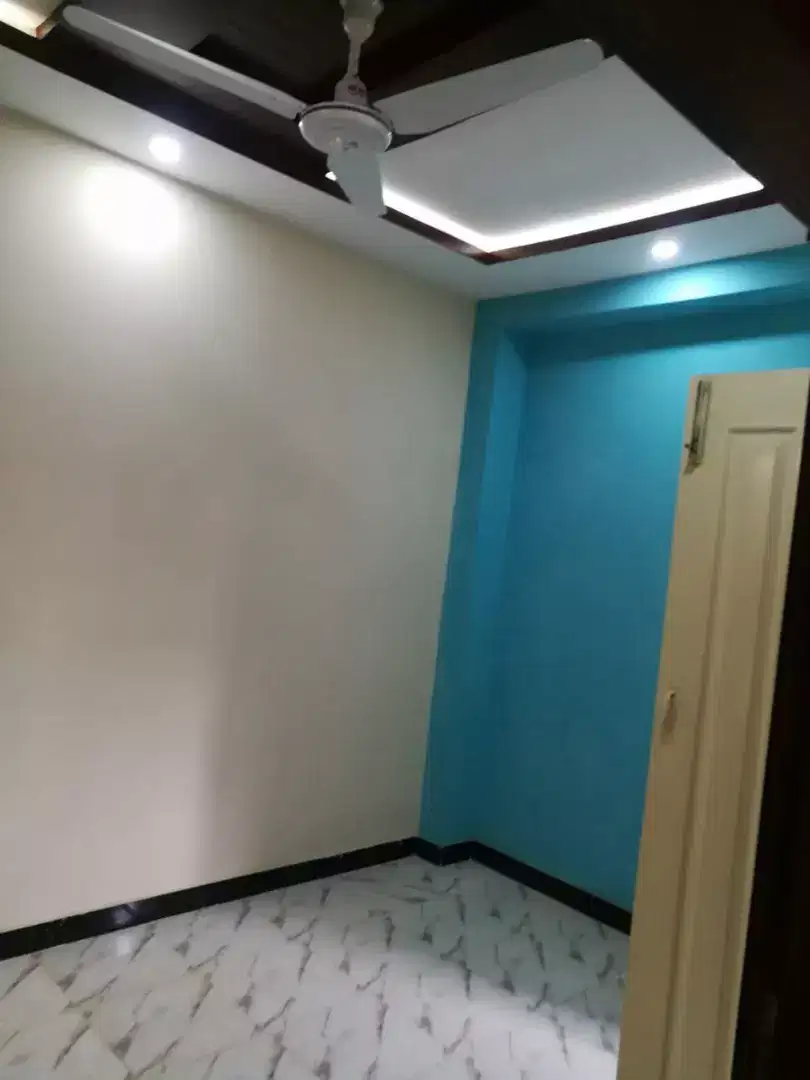 Location topclass H-13 appartment 2 bed 2 bath with possesion