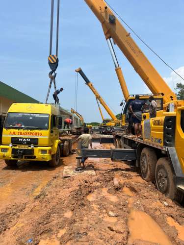 Kuppam Crane Service in Kannur Vadakara Thalassery Taliparamba Kuthuparamba