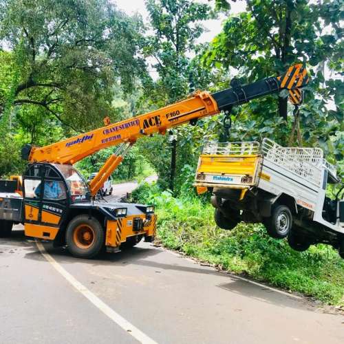Excellent Crane Services Wadakkanchery Arattupuzha Ollur Mala Aranattukara