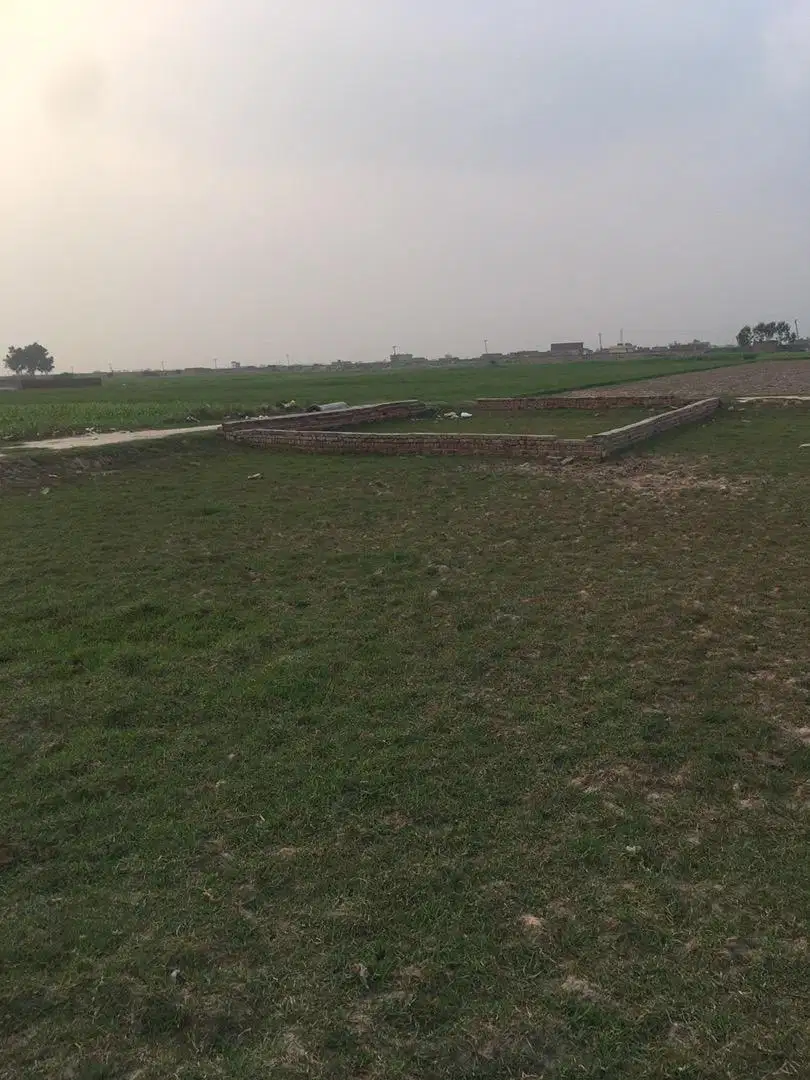 Five plots residencial corner and inside