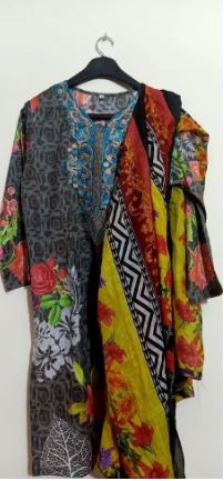 Ecnomical 3 piece Lawn Suit free delivery
