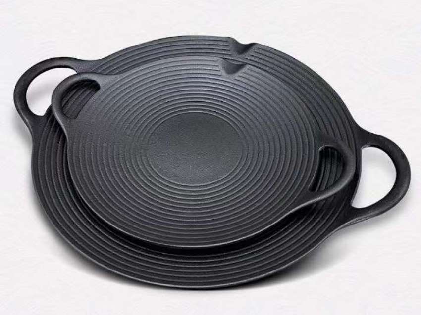 High quality Cast iron cookware ,skillet,frying pan ,different kinds of wok