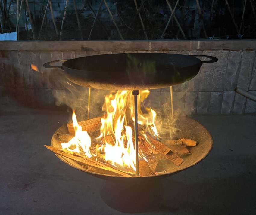 Cast iron Fire pit,Outdoor Wood Burning Firepit with Lid,wood burning firebowl,