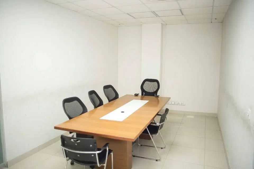 Gulberg 32502500 sqft furnished Ready 2move offices available on Rent