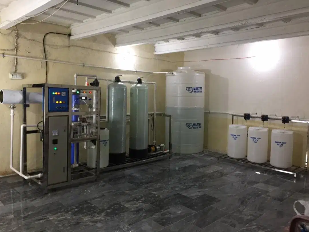 Complete mineral water plant