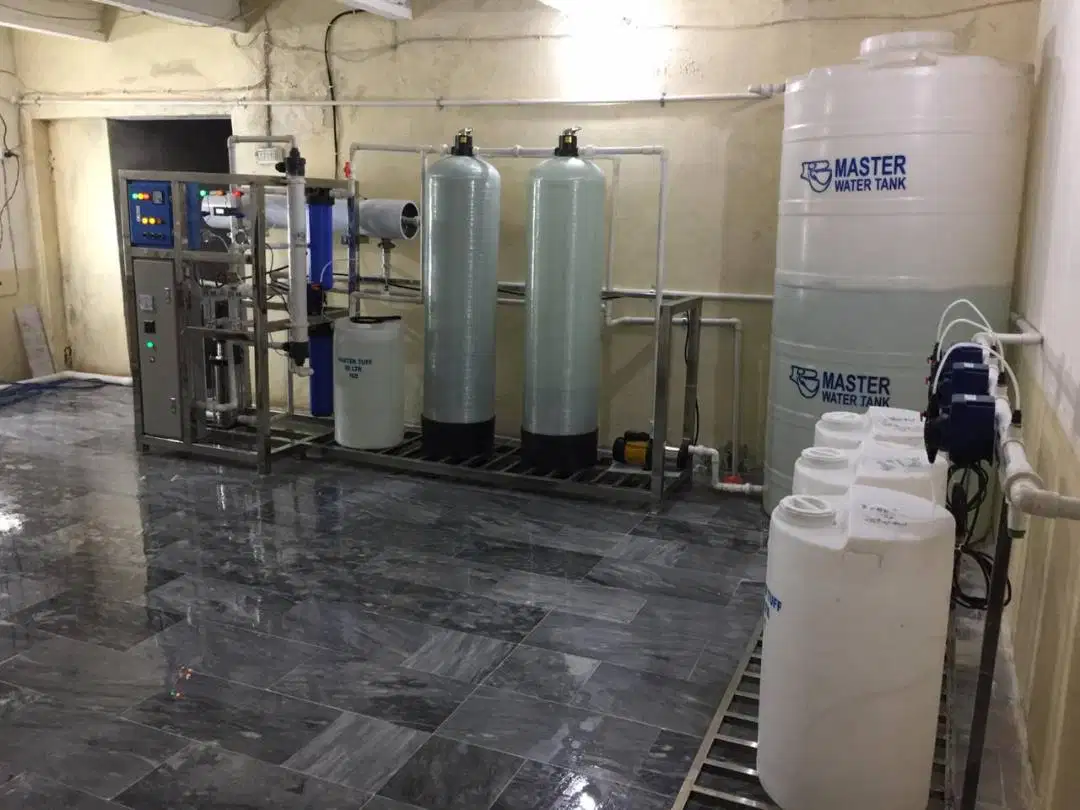 Complete mineral water plant