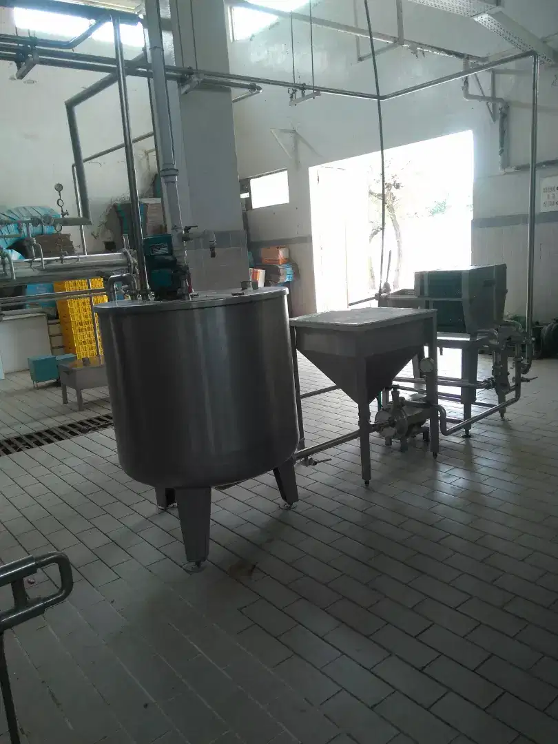 URGENTLY selling imported Juice Making Plant (7 crores) only