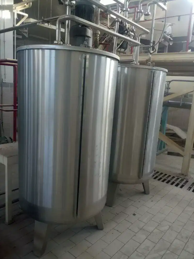 URGENTLY selling imported Juice Making Plant (7 crores) only