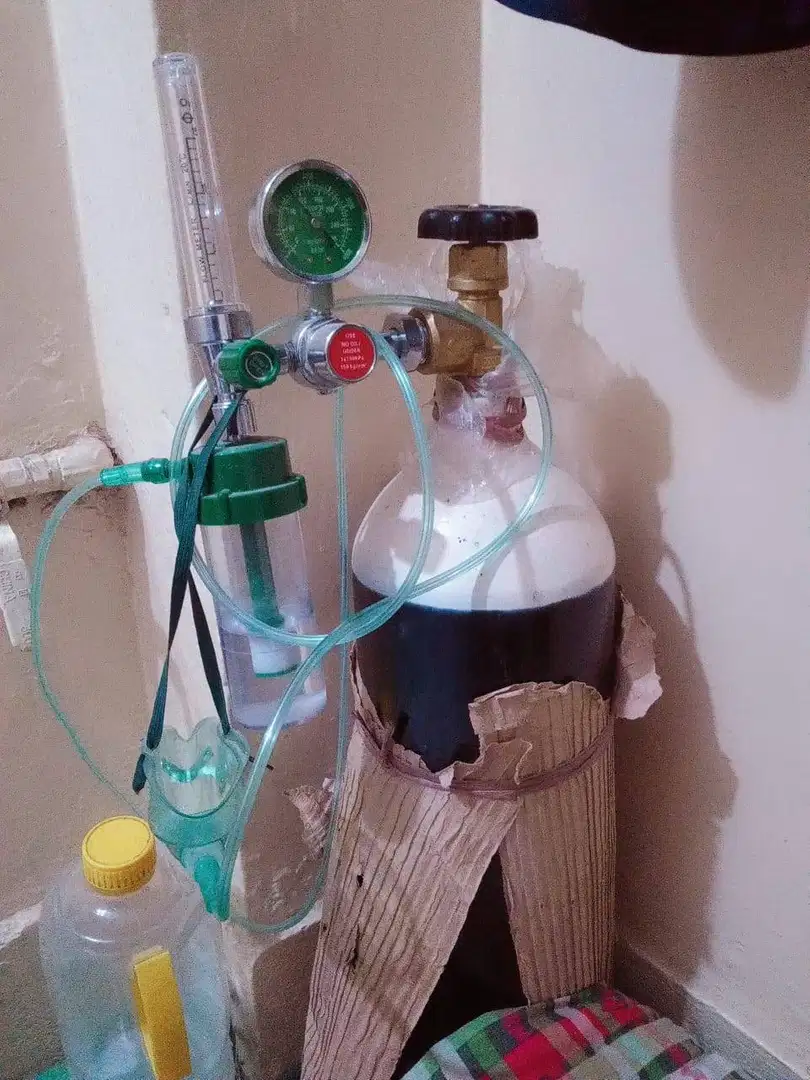 Oxygen Cylinder