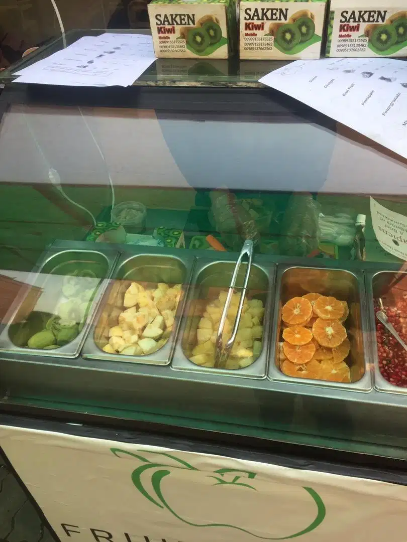 Stainless Steel Counter for Russian Salad