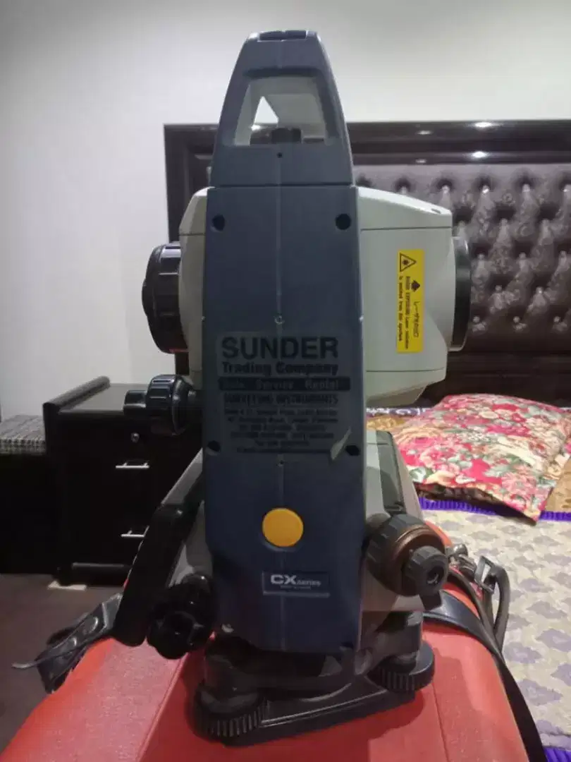 Total station machine CX107 for sale in khanewal