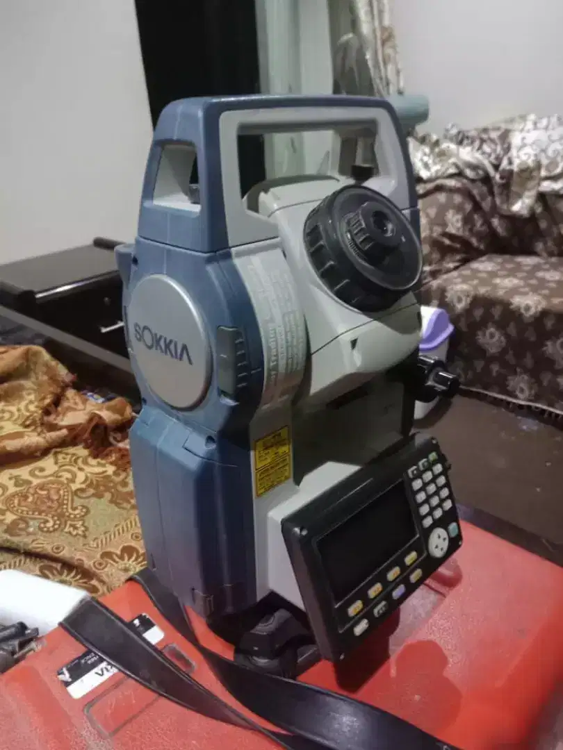 Total station machine CX107 for sale in khanewal