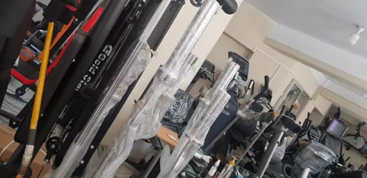 New Rubber coated plates and dumbbell commercial Available for Sale