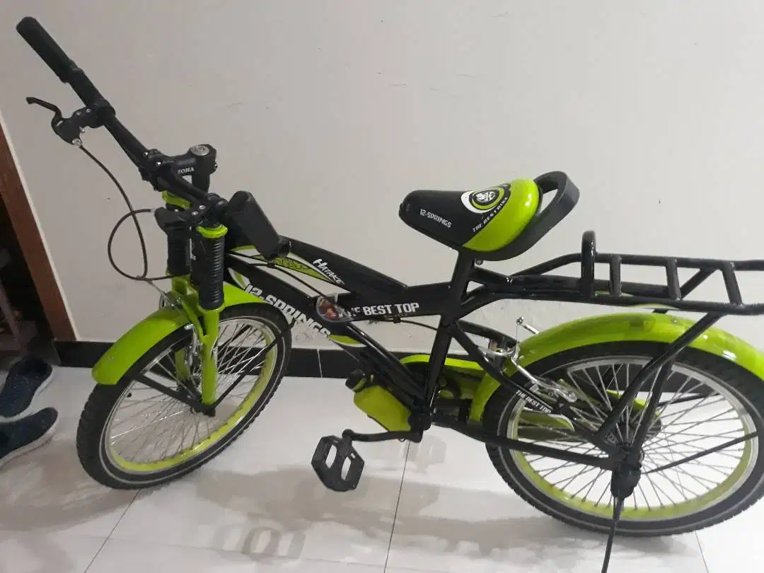 I would like to sell an attractive bicycle for kid