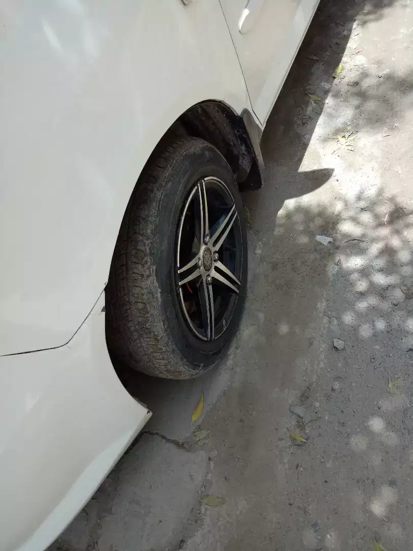 Honda City IDSI 2006 White color Car for urgent sale in Rahim Yar Khan