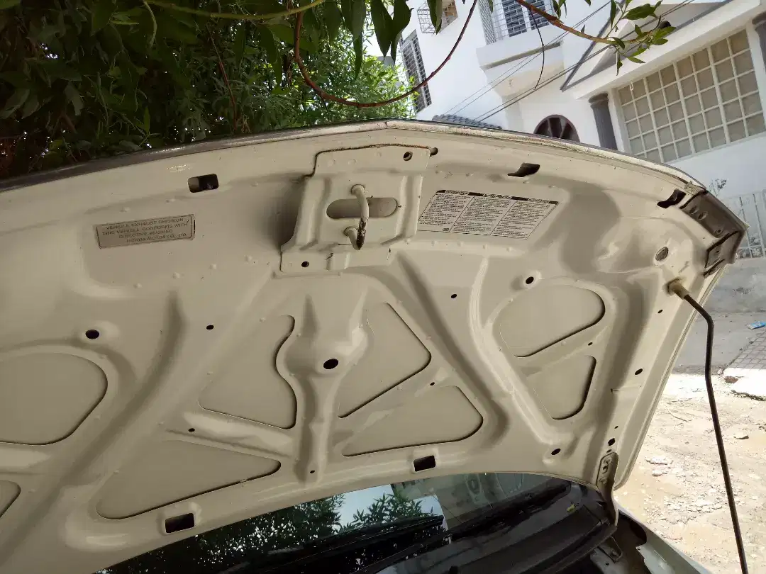 Honda City IDSI 2006 White color Car for urgent sale in Rahim Yar Khan
