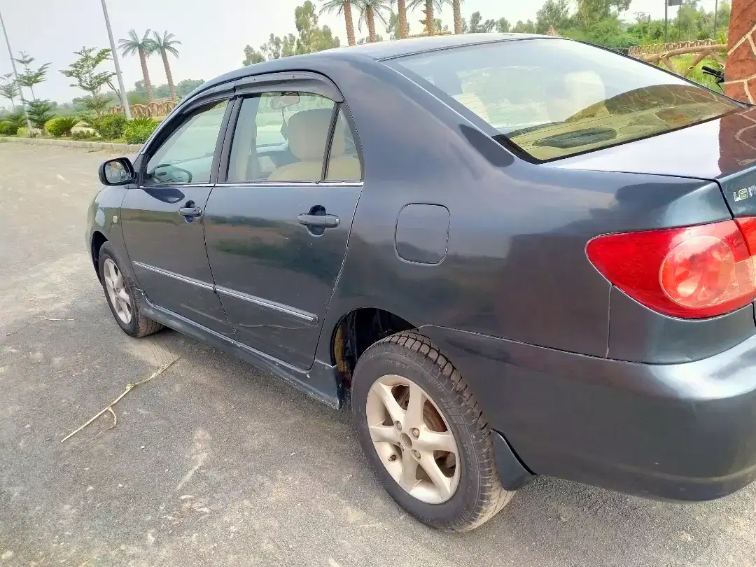 New Branded BLUE color Toyota car 2005 in low price