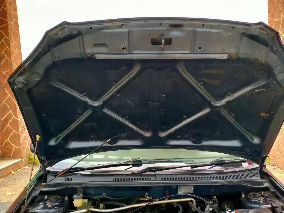 New Branded BLUE color Toyota car 2005 in low price