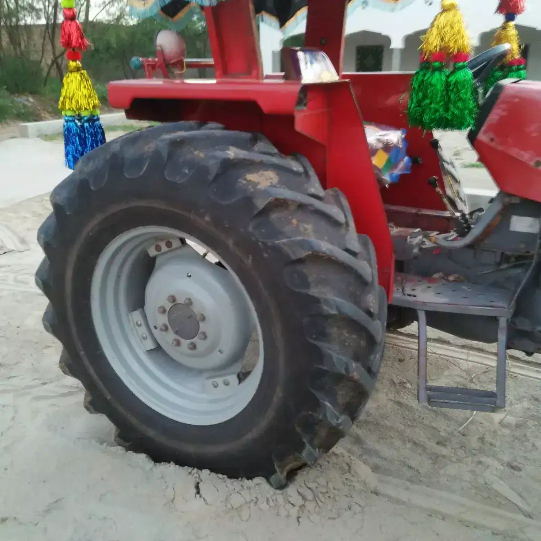 Tractor 385 fore sale modal 2013