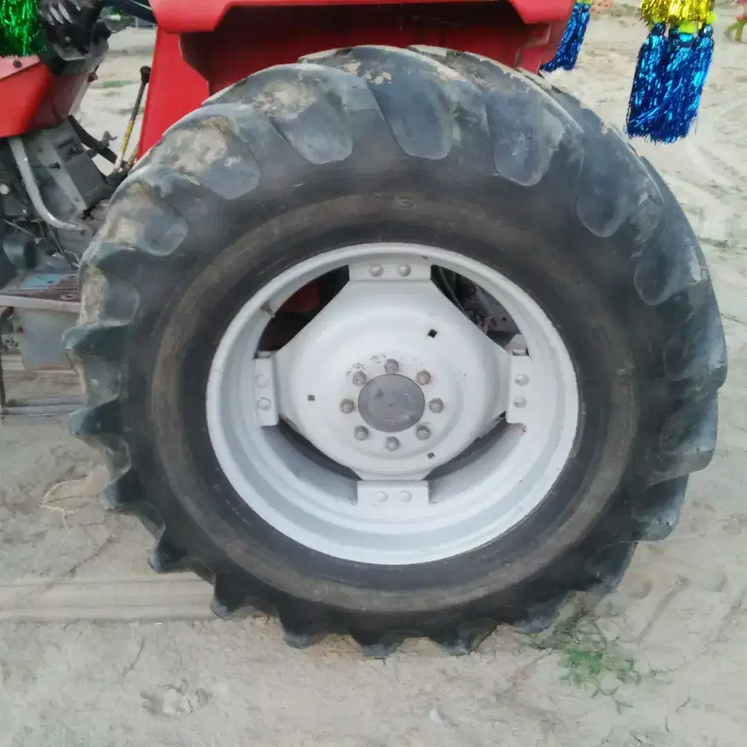 Tractor 385 fore sale modal 2013